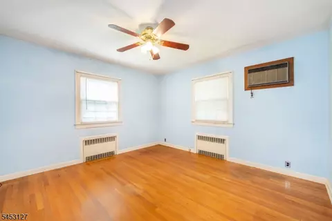 Bedroom - 1431 Alps Rd, Wayne, NJ 07470 photo 1 of 1