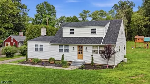 172 Ferry Rd, Flemington, NJ 08822