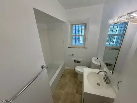 Bath - 240 Wainwright St, Newark, NJ 07112 photo 1 of 1