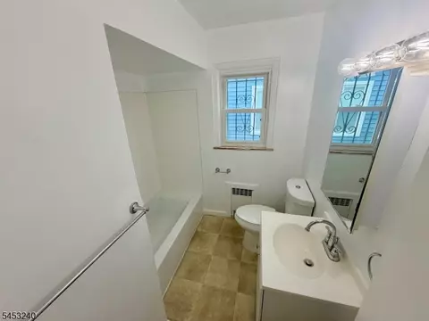 Bath - 240 Wainwright St, Newark, NJ 07112 photo 1 of 1