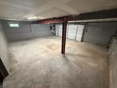 Exterior - 240 Wainwright St, Newark, NJ 07112 photo 2 of 2