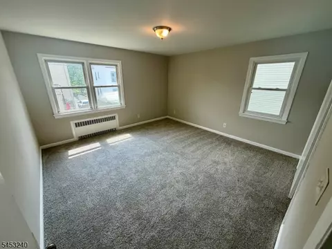 Bedroom - 240 Wainwright St, Newark, NJ 07112 photo 3 of 4