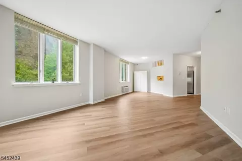 10 Smith Manor Blvd #119, West Orange, NJ 07052