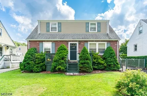 99 Mountain Rd, Rockaway, NJ 07866