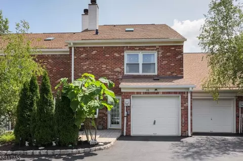 16 Yarmouth Ct, Scotch Plains, NJ 07076