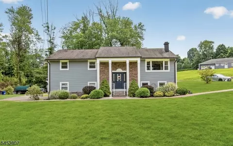 105 Jacksonville Rd, Lincoln Park, NJ 07035