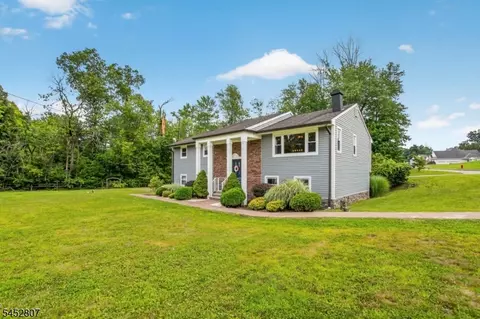 105 Jacksonville Rd, Lincoln Park, NJ 07035