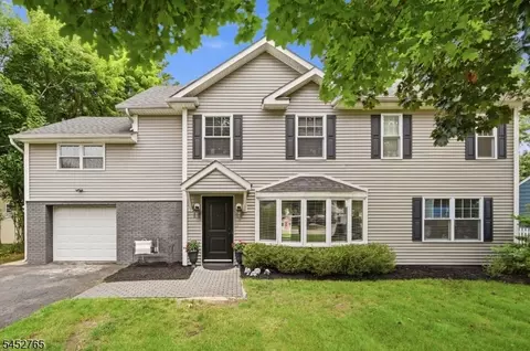 226 Church Ln, Wayne, NJ 07470