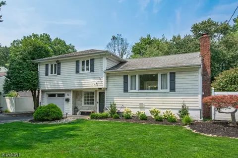 24 Martha Rd, Roseland, NJ 07068