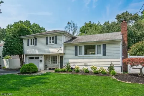 24 Martha Rd, Roseland, NJ 07068