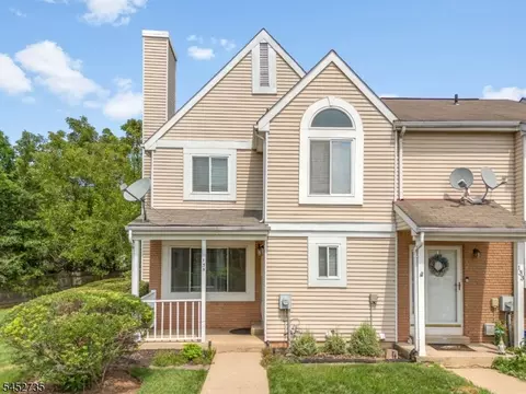 135 Hollow Oak Ct, Hillsborough, NJ 08844