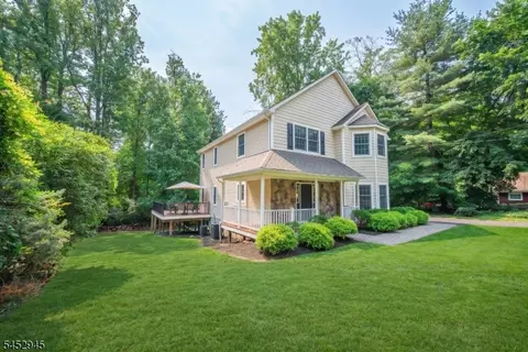 298 Emerson Ln, Berkeley Heights, NJ 07922