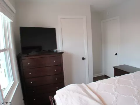 Bedroom - 407 Hillside Ave, Springfield, NJ 07081 photo 7 of 7