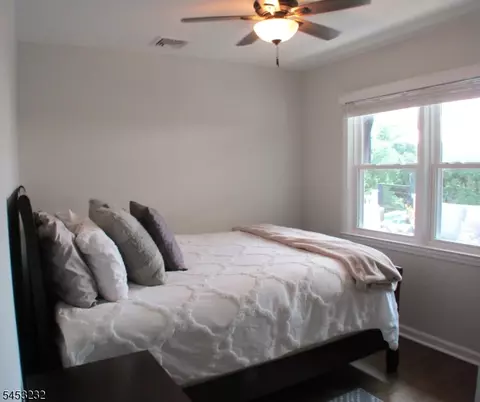 Bedroom - 407 Hillside Ave, Springfield, NJ 07081 photo 6 of 7