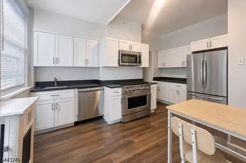 Kitchen - 2 Hillside Ave, Summit, NJ 07901 photo 3 of 3