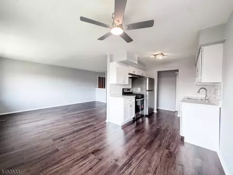 Living - 401 Highway22b41uh, Plainfield, NJ 07060 photo 8 of 9