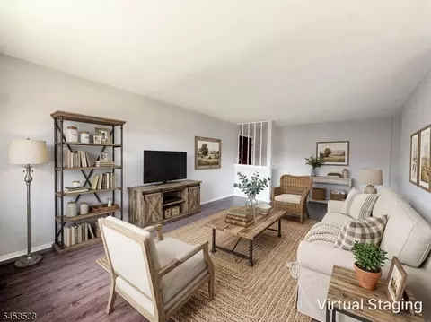 Living - 401 Highway22b41uh, Plainfield, NJ 07060 photo 6 of 9