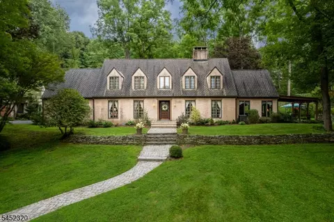 85 Old Turnpike Rd, Port Murray, NJ 07865