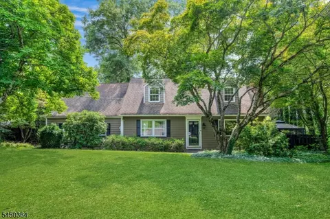 843 Long Hill Rd, Long Hill, NJ 07933