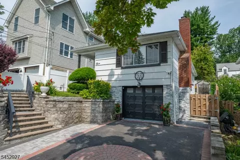 3 Byrne Rd, West Orange, NJ 07052