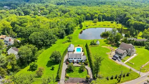 290 Powerville Rd, Boonton, NJ 07005