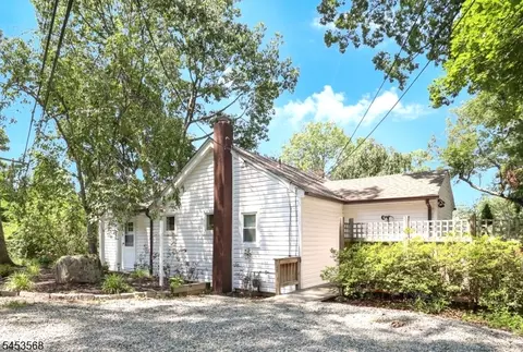 74 Leather Stocking Path, Lincoln Park, NJ 07035