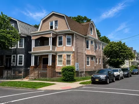 93 Hopkins Pl, Irvington, NJ 07111