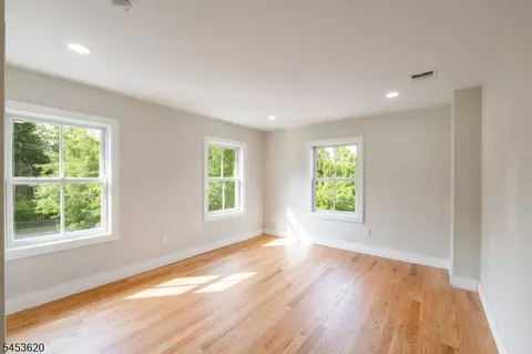 Bedroom - 30 E Main St, Mendham, NJ 07945 photo 4 of 6