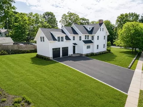 Exterior - 30 E Main St, Mendham, NJ 07945 photo 5 of 5
