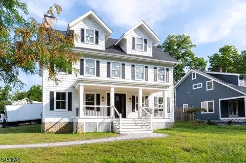 30 E Main St, Mendham, NJ 07945