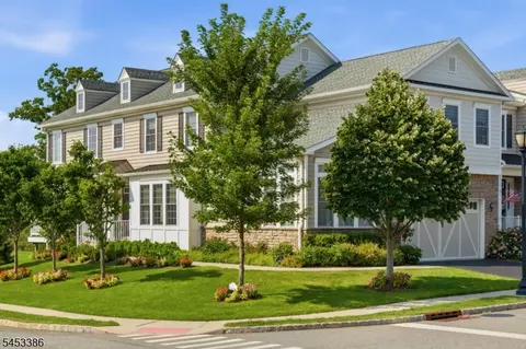 1 Aldrich Ct, Morristown, NJ 07960