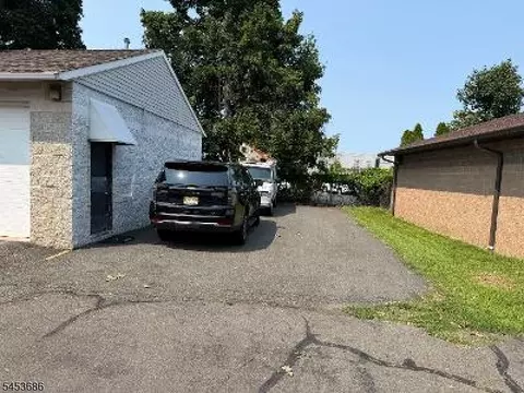 83 Lackawanna Ave, Woodland Park, NJ 07424
