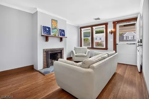 Living - 1 Perry Pl, Springfield, NJ 07081 photo 1 of 1