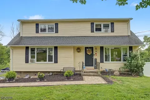 55 Davis Rd, Branchville, NJ 07826