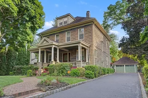 11 Willow St, Cranford, NJ 07016