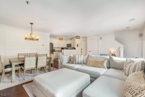 44 Ridgedale Ave #114, Morristown, NJ 07960