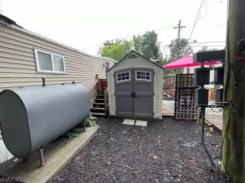 Exterior - 61 Travelo Dr, Wayne, NJ 07470 photo 5 of 6