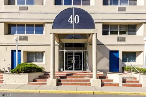 40 Fayette St #26, Perth Amboy, NJ 08861