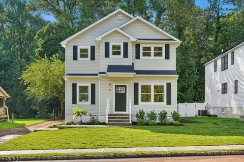 43 Cray Ter, Fanwood, NJ 07023