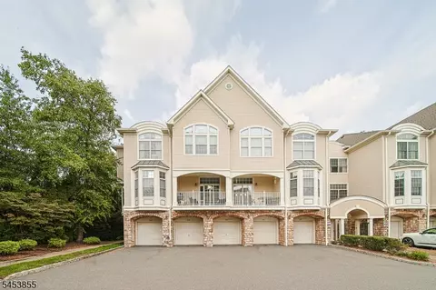 604 Turlington Ct #234, Livingston, NJ 07039