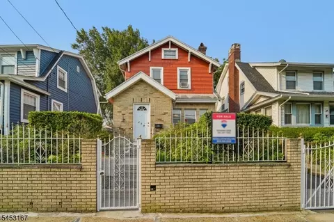 406 3rd Ave W, Newark, NJ 07107
