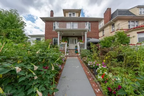 300 Ridge St, Newark, NJ 07104