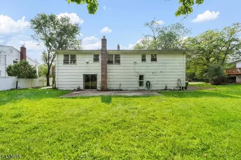 Exterior - 454 Plainfield Rd, Edison, NJ 08820 photo 1 of 3