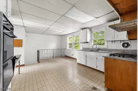 Other - 454 Plainfield Rd, Edison, NJ 08820 photo 2 of 5