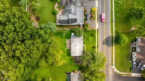 View/Area - 454 Plainfield Rd, Edison, NJ 08820 photo 5 of 11