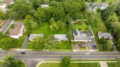 View/Area - 454 Plainfield Rd, Edison, NJ 08820 photo 4 of 11