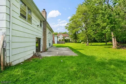 Exterior - 454 Plainfield Rd, Edison, NJ 08820 photo 2 of 3