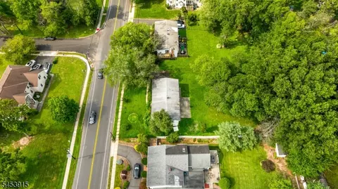 View/Area - 454 Plainfield Rd, Edison, NJ 08820 photo 7 of 11