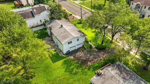 View/Area - 454 Plainfield Rd, Edison, NJ 08820 photo 2 of 11