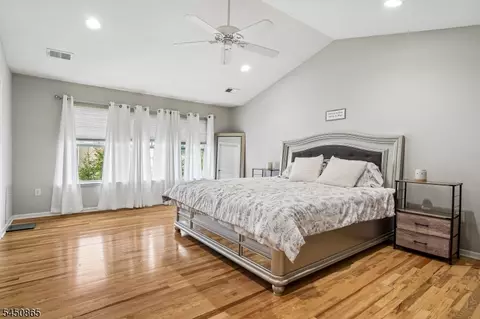 Bedroom - 5 Alexanders Rd, Hackettstown, NJ 07840 photo 1 of 4